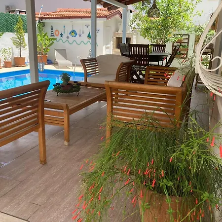 Elera Villa